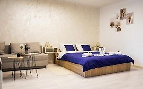 Center Cozy Apartment